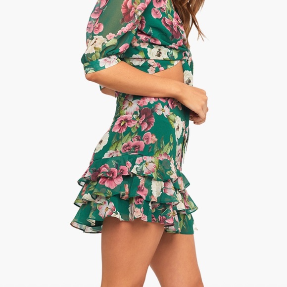 Bardot RAH RAH SKIRT IN GRPHC FLRL - Picture 9 of 10